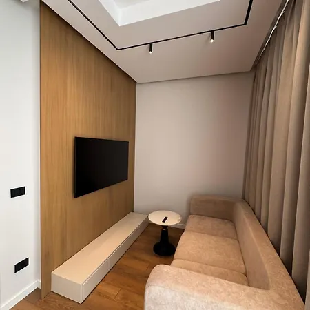 The Metropolitan Tiran