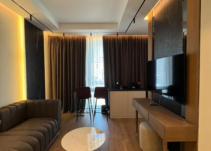 Апартаменты The Metropolitan *