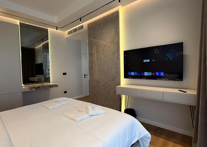 The Metropolitan Τίρανα