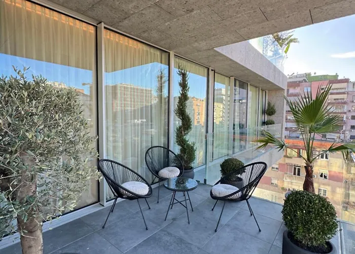 The Metropolitan Apartment